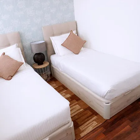 Apartment Unique Penthouse Near Livaria Lello - 40m2 Terrace And Free Parking Porto