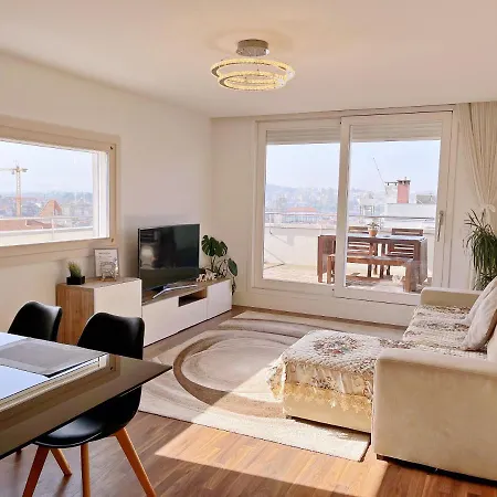 Unique Penthouse Near Livaria Lello - 40m2 Terrace And Free Parking Apartment Porto